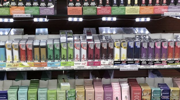 cheap gas station vapes